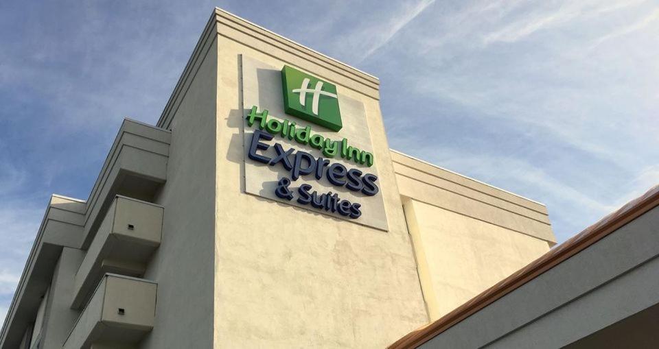Holiday Inn Express Milford By Ihg Ngoại thất bức ảnh